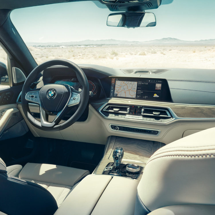 bmw-x7-inspire-strong-facts-03